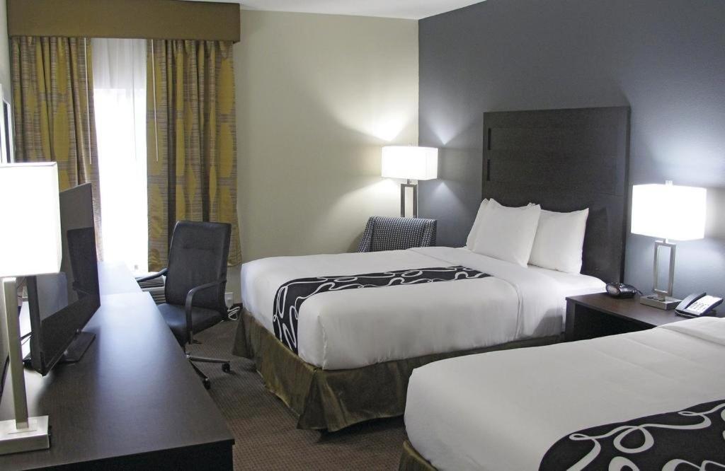 La Quinta By Wyndham Karnes City - Kenedy Dış mekan fotoğraf